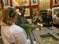 The papyrus demo at the papyrus shop